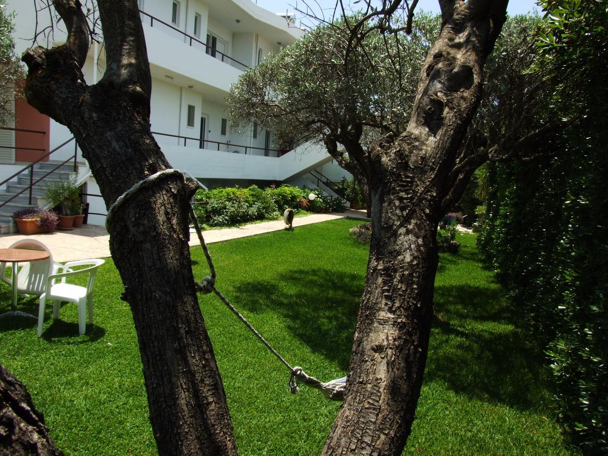 Aparthotel Sokrates 2*