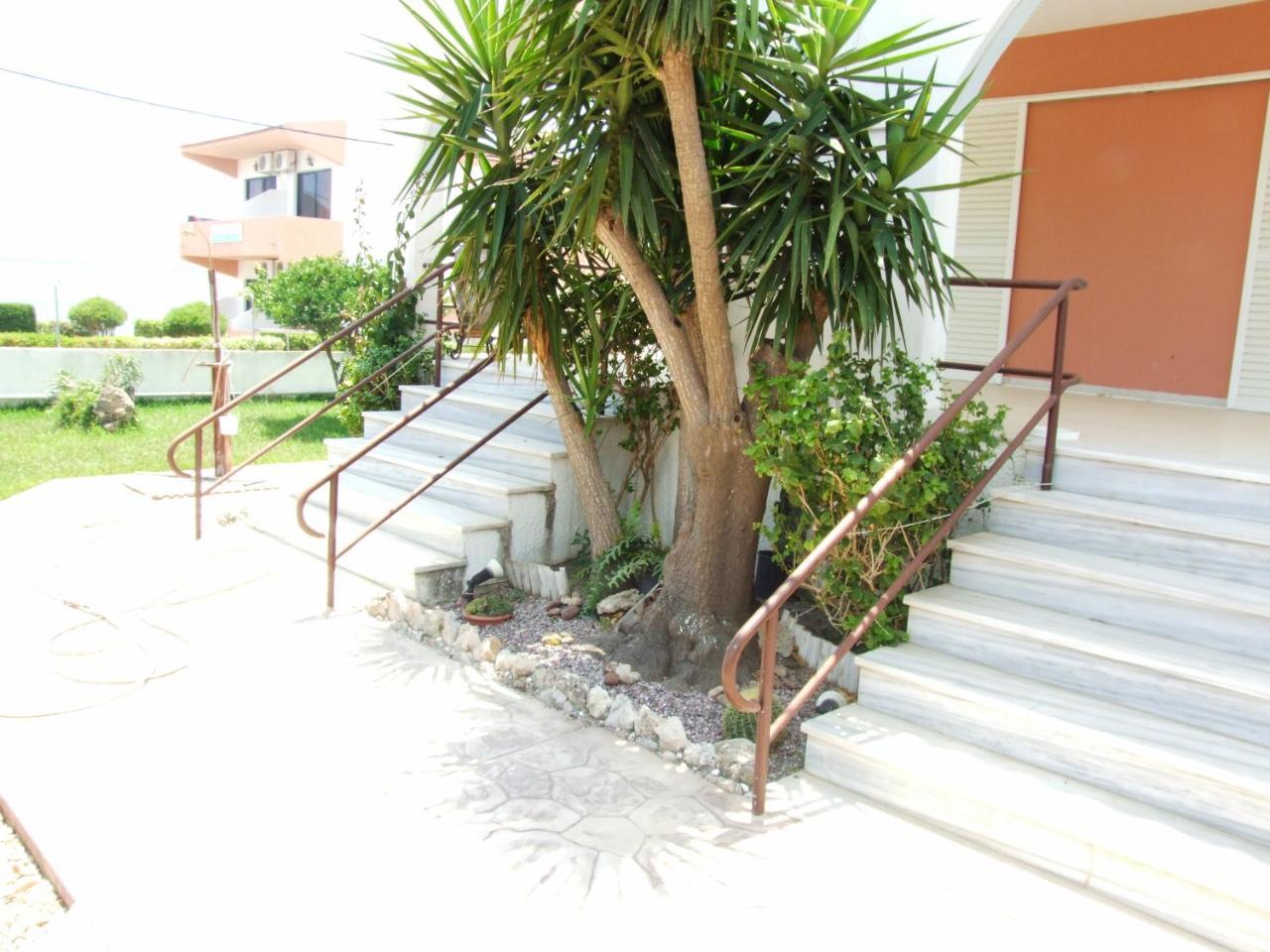 Sokrates Aparthotel